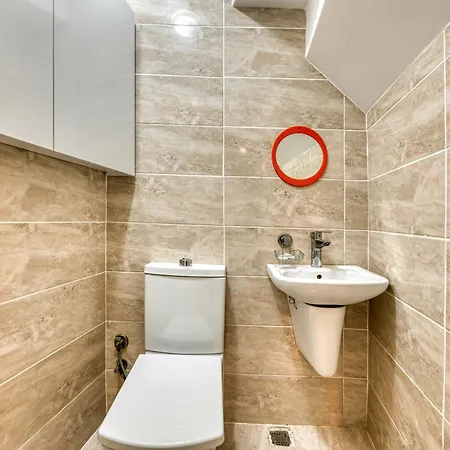 מלון Hagia Detached House